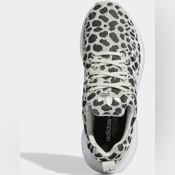 πβ¨ New β¨π ADIDAS tennis shoes - Picture 6 of 9